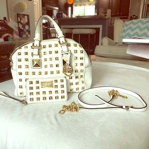 Michael Kors Grayson purse and wristlet